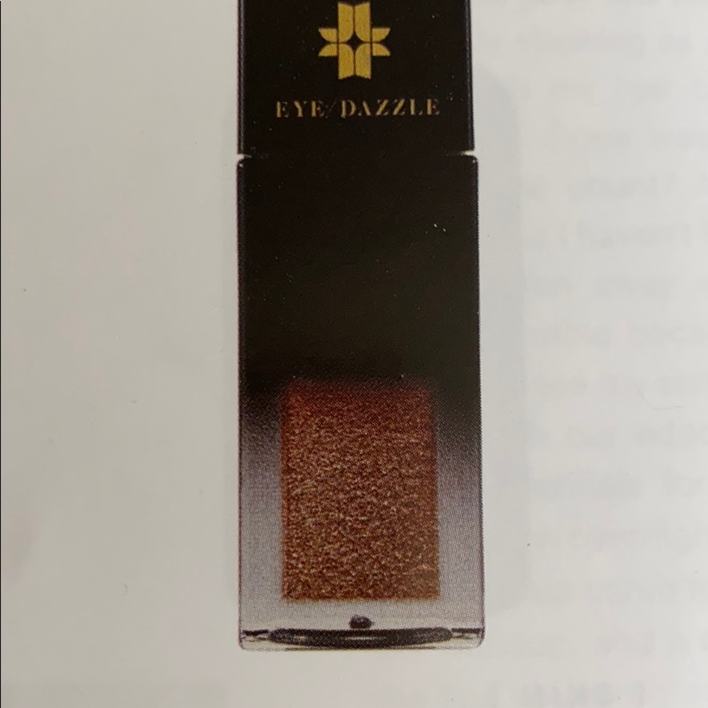 Josephine Eye Dazzle Liquid Eyeshadow~Meet Leona